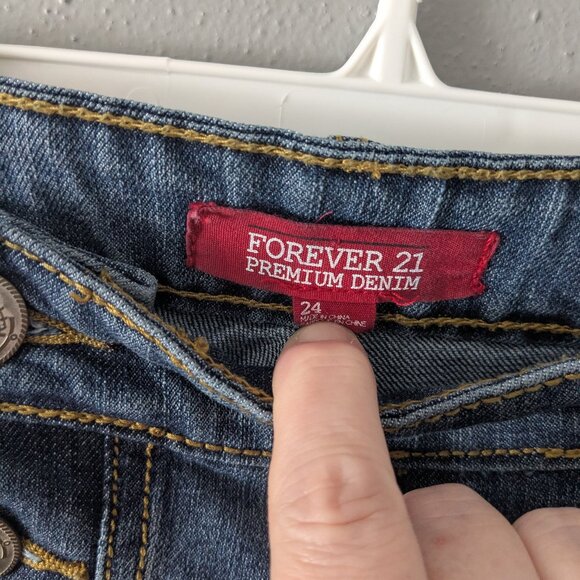 Button up Jeans - Picture 3 of 4